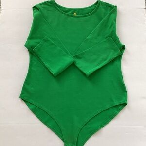 Natural Uniforms Modern Fit-Luxe Stretch Green Long Sleeve
Bodysuit Size XLarge
